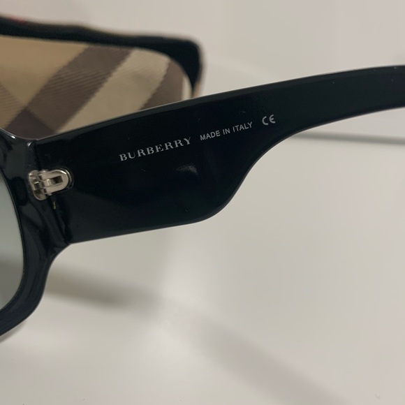 Authentic Burberry Sunglasses - Picture 7 of 12